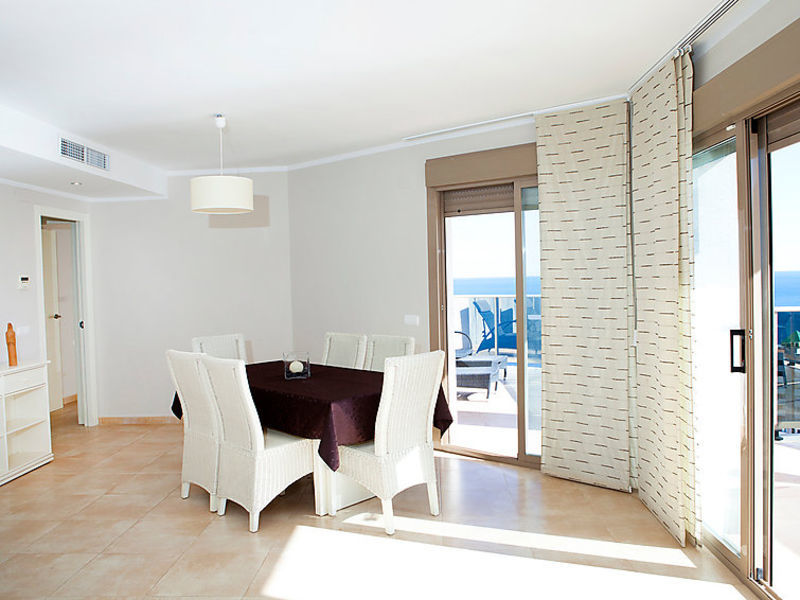 Esmeralda Suites