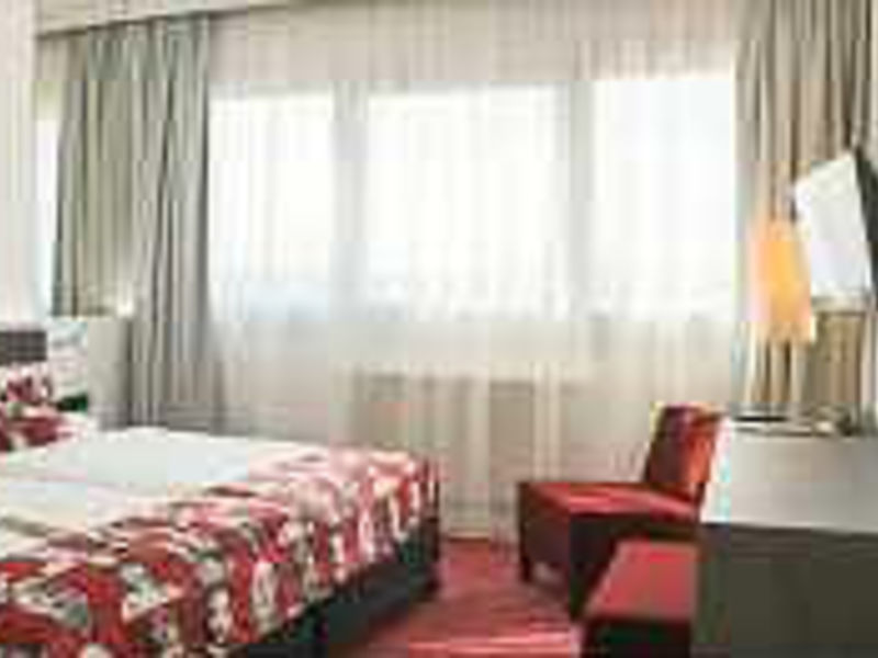 Arcotel Nike