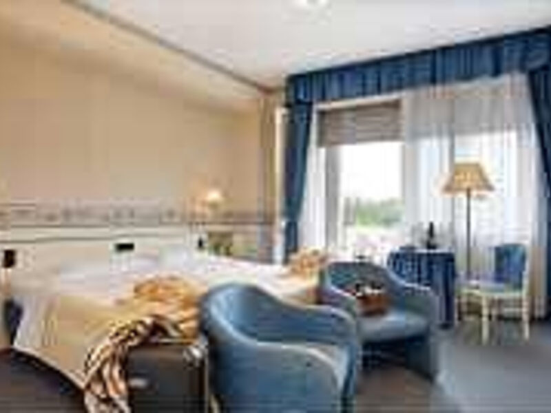 Hotel Bristol Buja