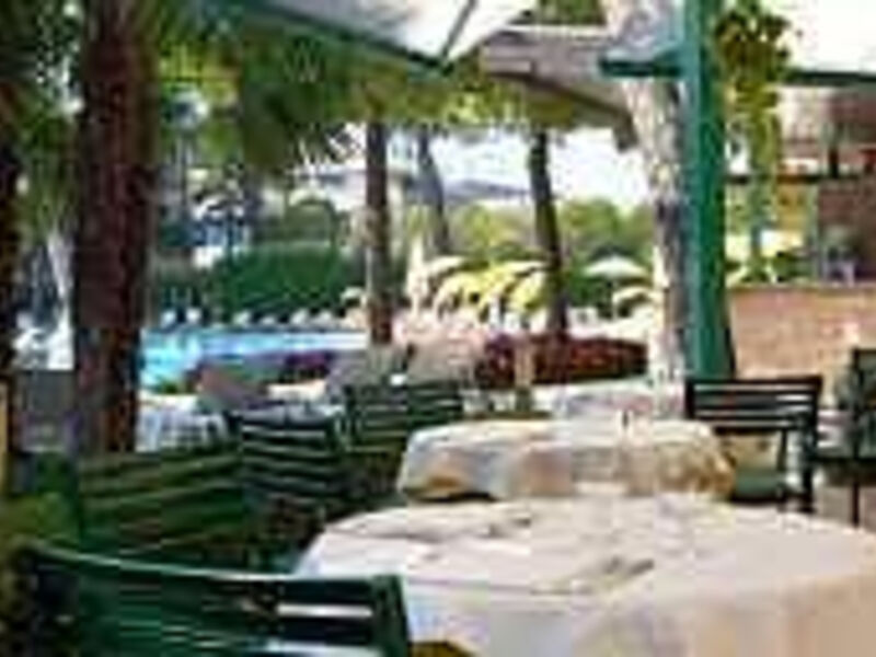 Hotel Bristol Buja