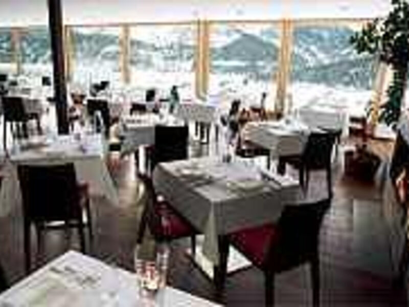 Hotel Nira Alpina