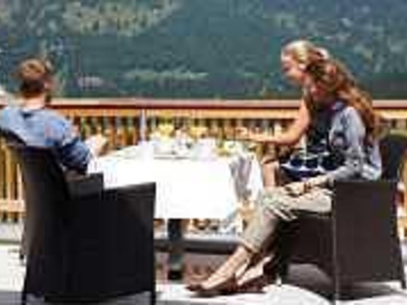 Hotel Nira Alpina