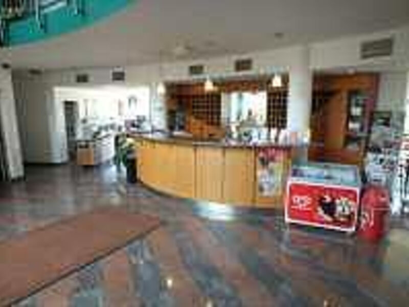 Highway Hotel