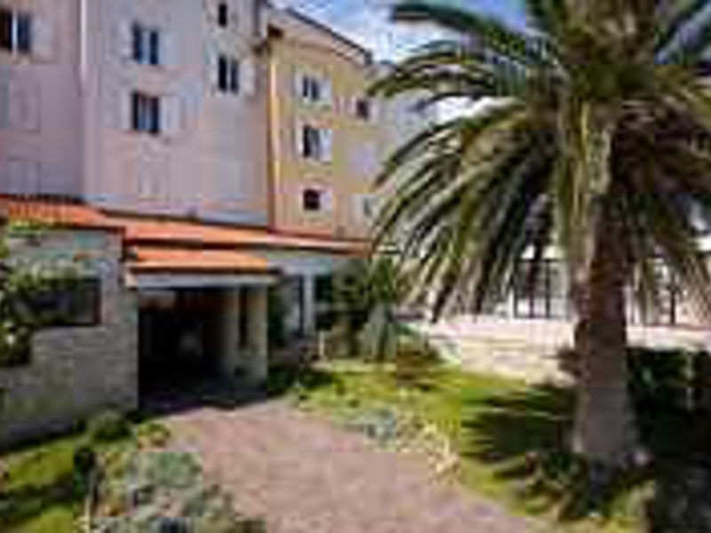 Hotel International
