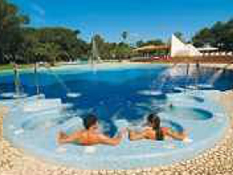 Baia Domizia Camping Village