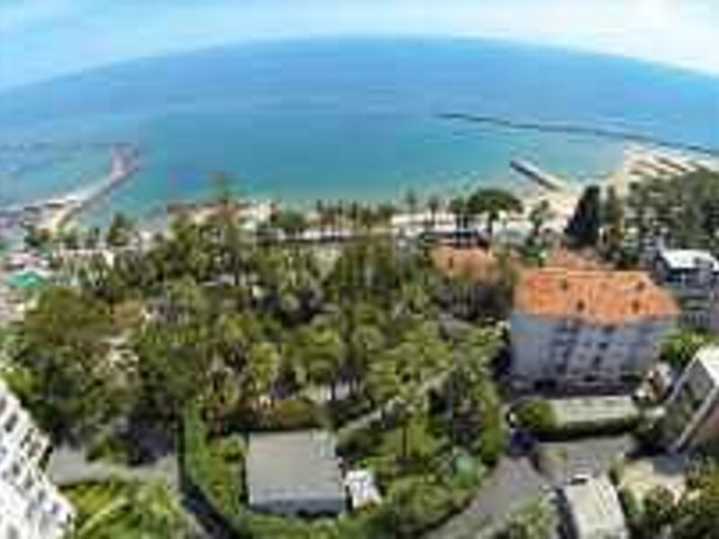 Hotel Paradiso