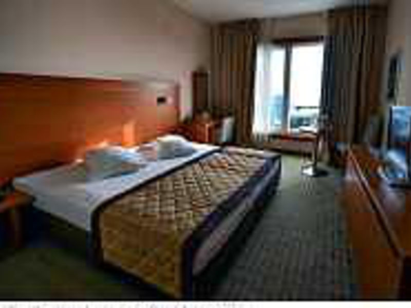 Island Hotel Luna