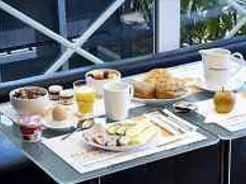 Hotel PREMIERE CLASSE BERLIN - Dreilinden