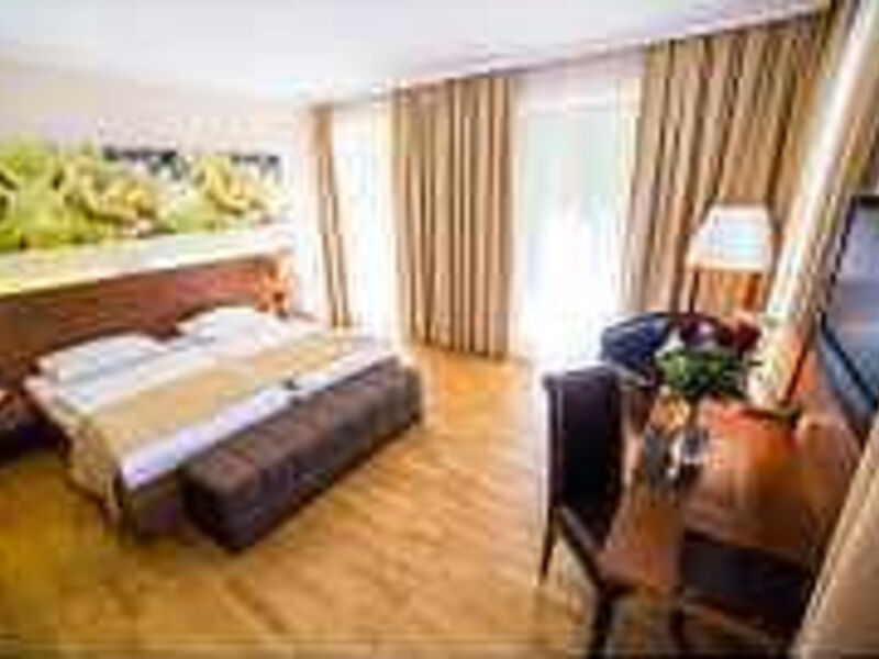 Hotel Schlosspark Mauerbach S