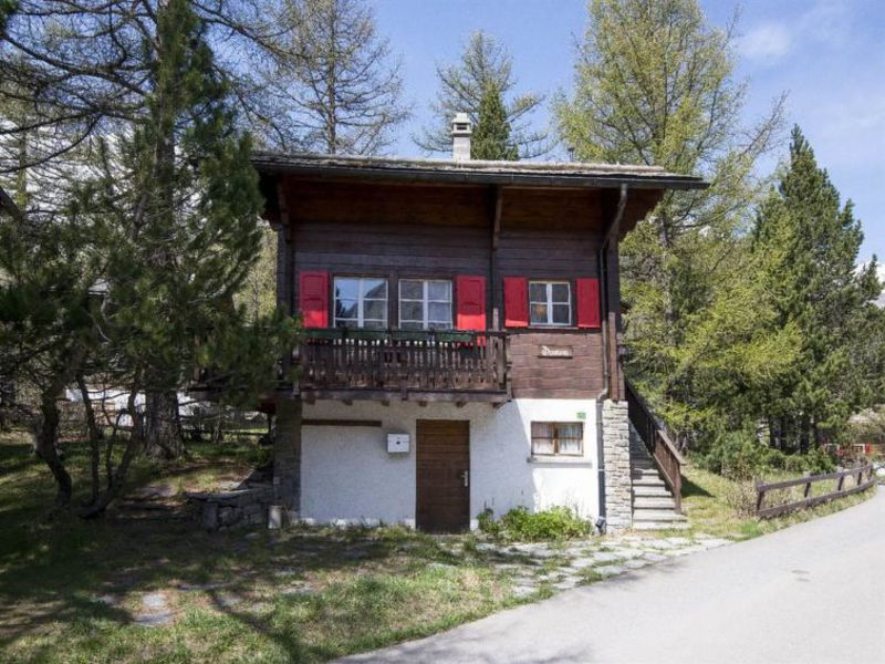 Chalet Domino