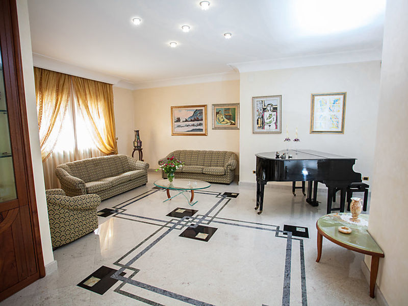 Libra Apartment