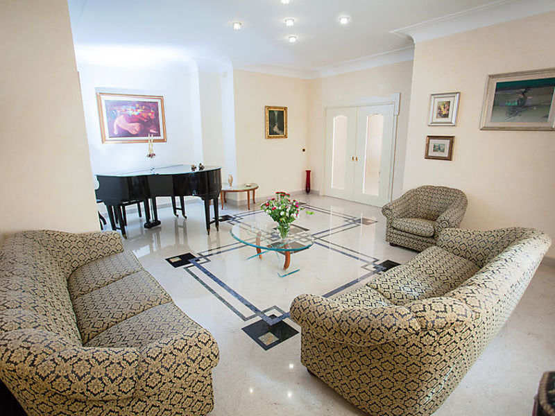 Libra Apartment