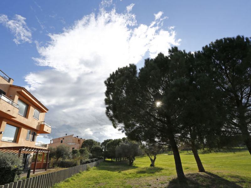 Golf Village