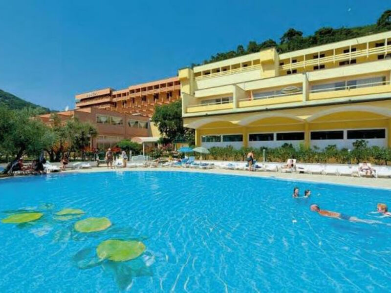 Cvetni Komplex - Hotel Hedera