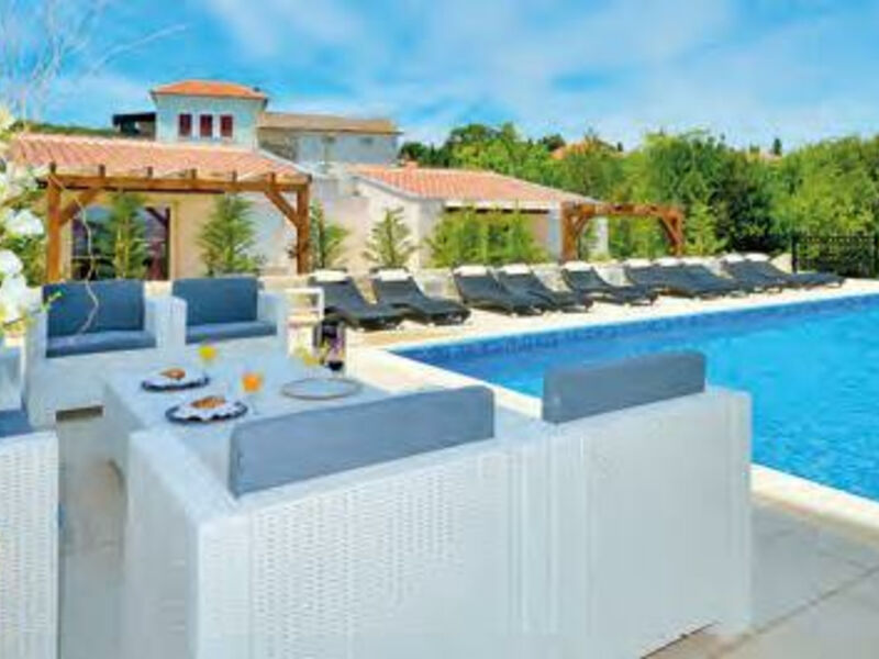 Vila Dalmacija