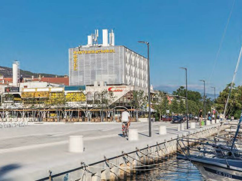 Hotel International