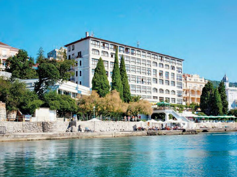 Hotel KRISTAL REMISENS REVITAL