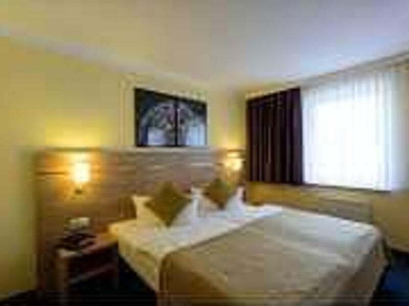 Hotel Askania Bernburg  sup.