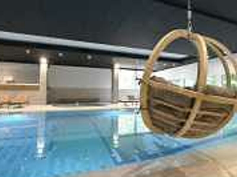 Shuum Hotel