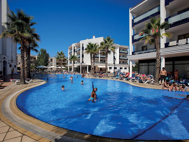 Apartmány Pins Platja