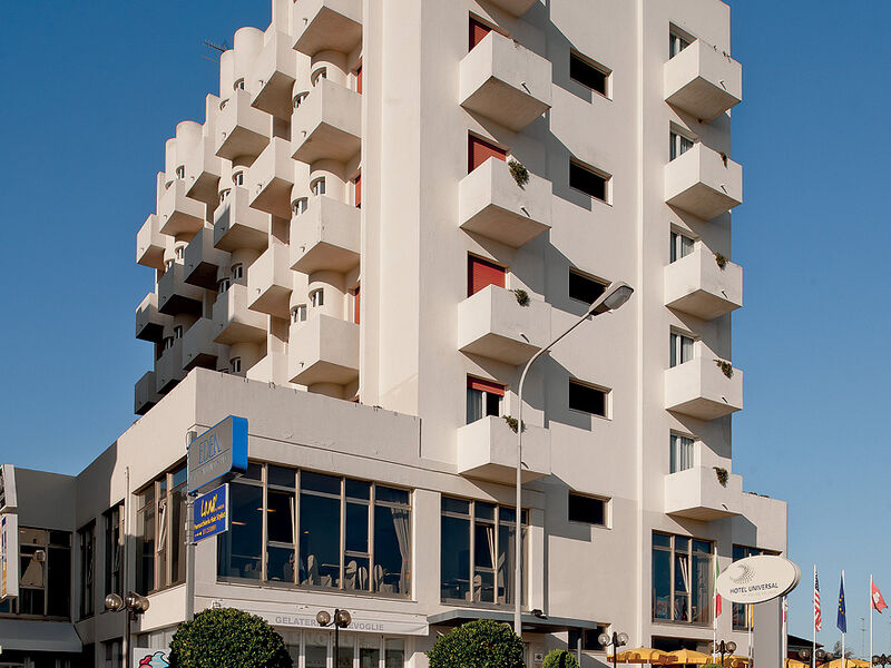 Hotel Universal