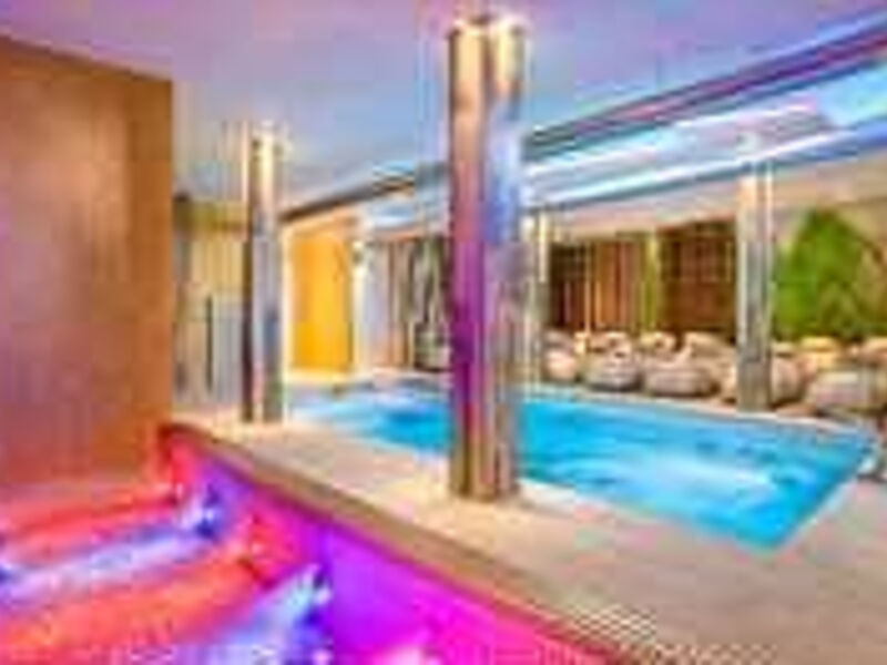Marina Palace Hotel  sup.