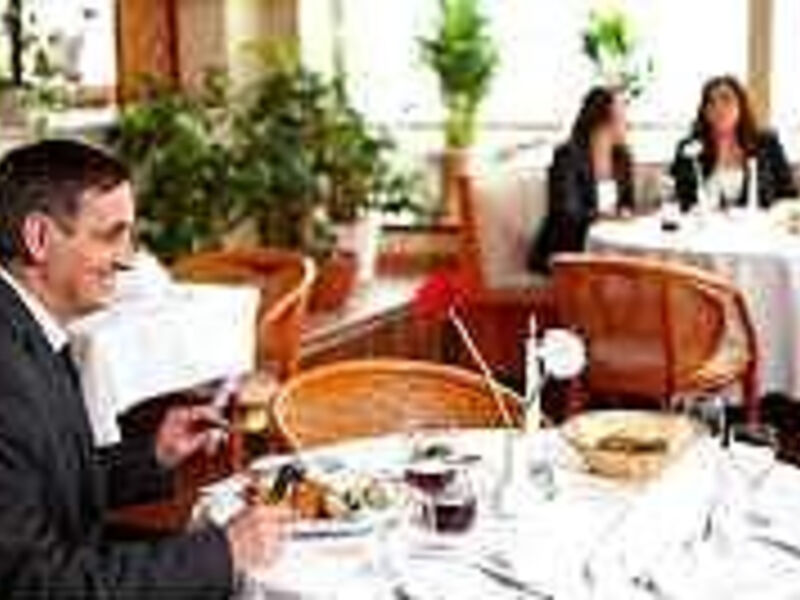 Rheinhotel Vier Jahreszeiten S