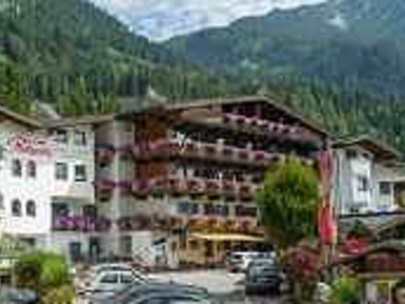 Familienhotel/Pension Rotspitz