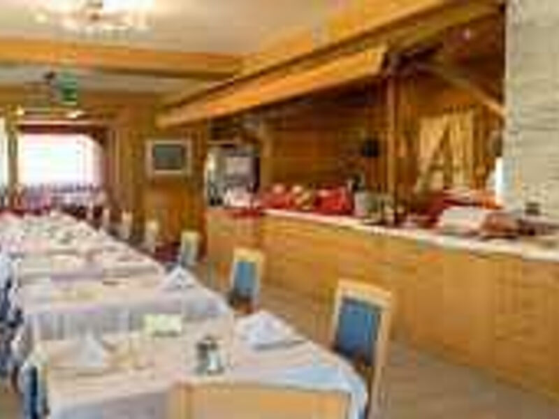 Hotel Alpine Mugon