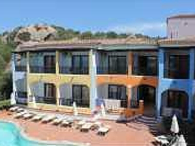 Hotel Li Graniti