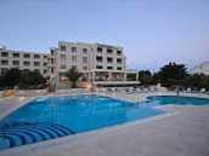 Island Hotel Luna