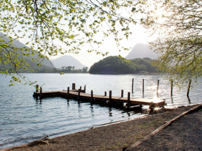 A Due Passi Del Lago