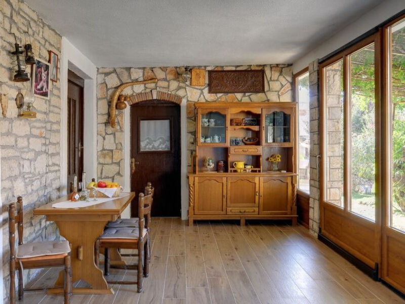 Casa Barat