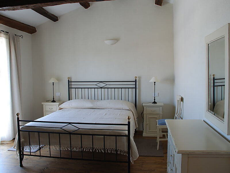 Casa Barat