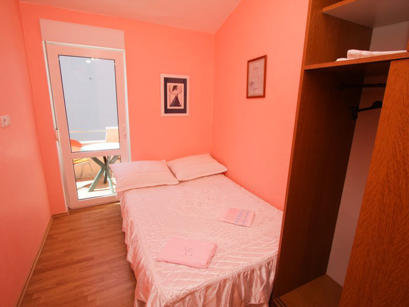 Vila Sale