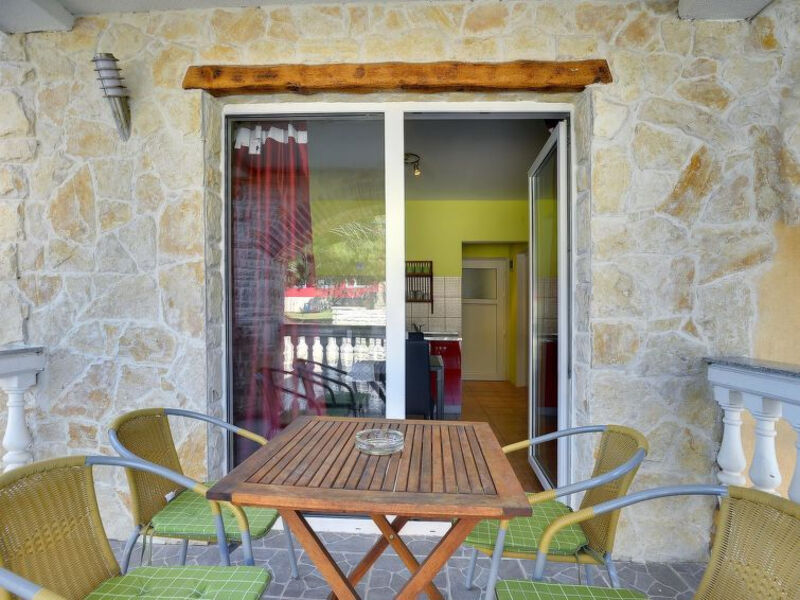 Apartments Ližnjan