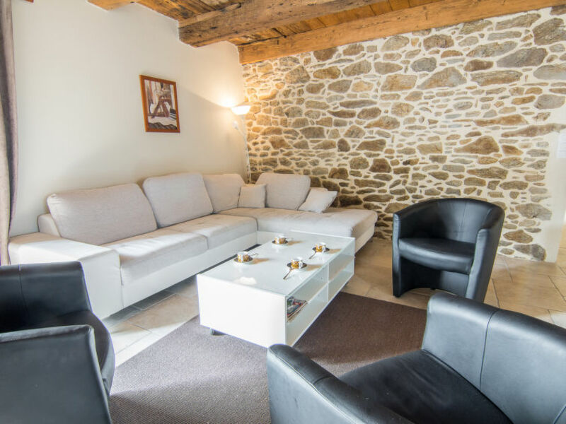 La Hulotais