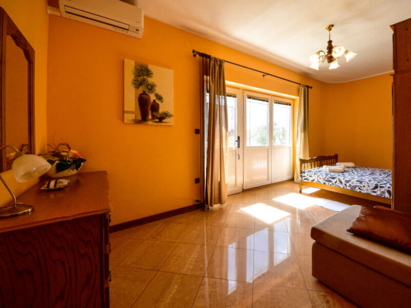Villa M