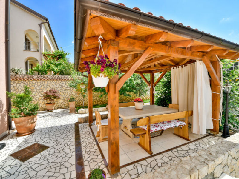 Villa M