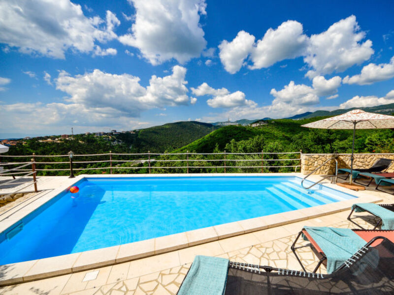 Villa M