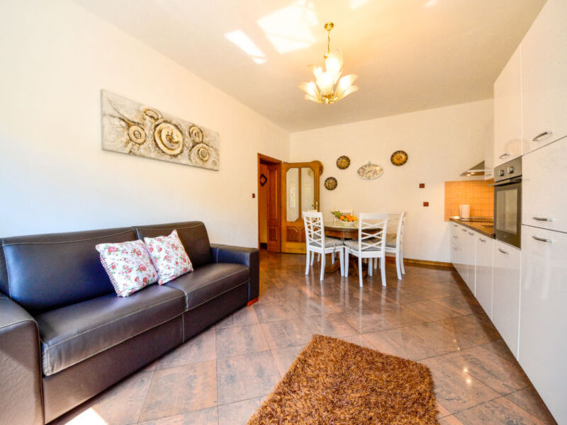 Villa M