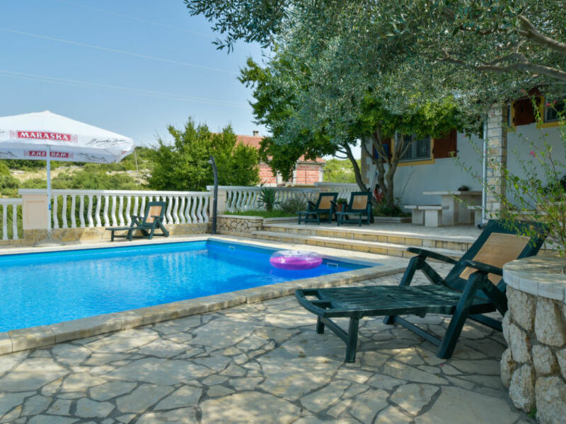 Villa Ana