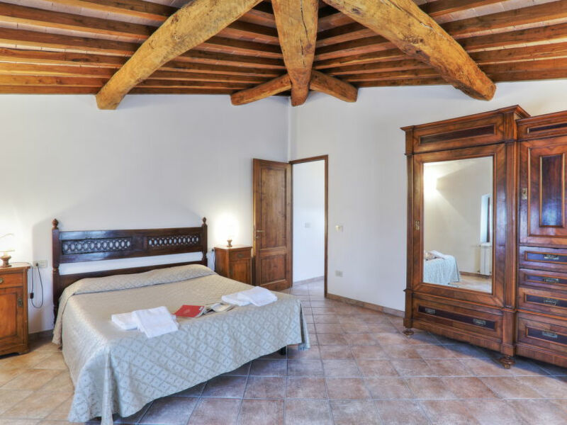 Chiantishire Retreat