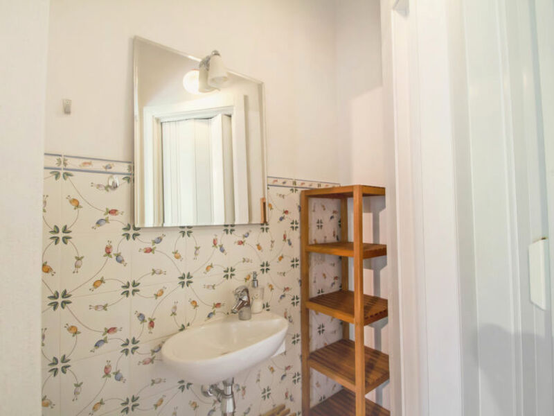 Dietro Le Mura House
