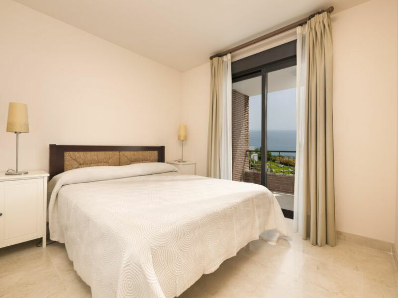 Amazing 3 Bedrooms Front Sea View.