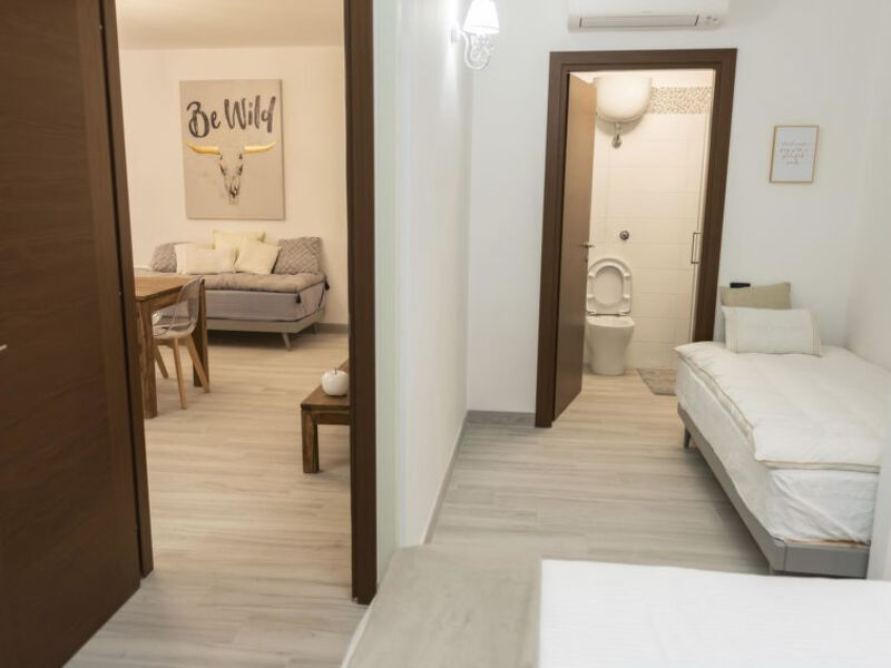 Vatican Luxury 2 Bd 2 Ba Apartment