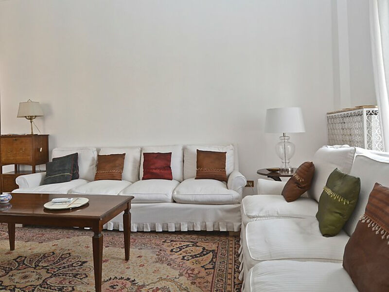 Vatican Family 4br Apartment