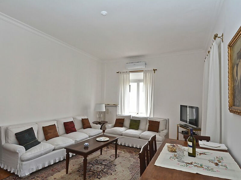 Vatican Family 4br Apartment