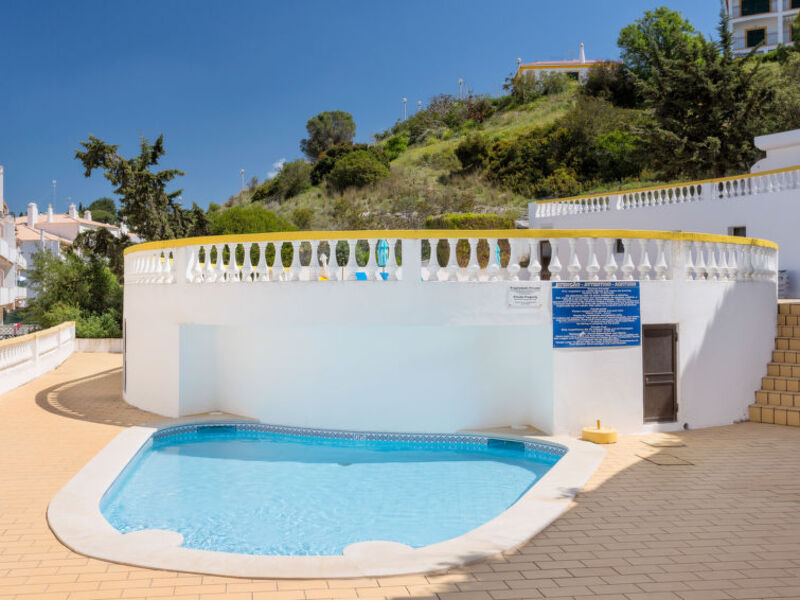 T2 Duplex 350m From The Beach