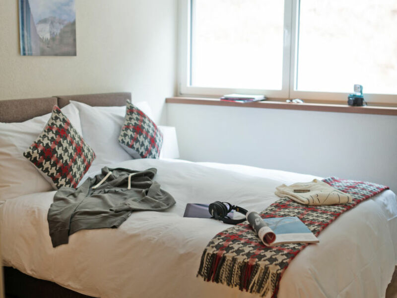 Peaks Place